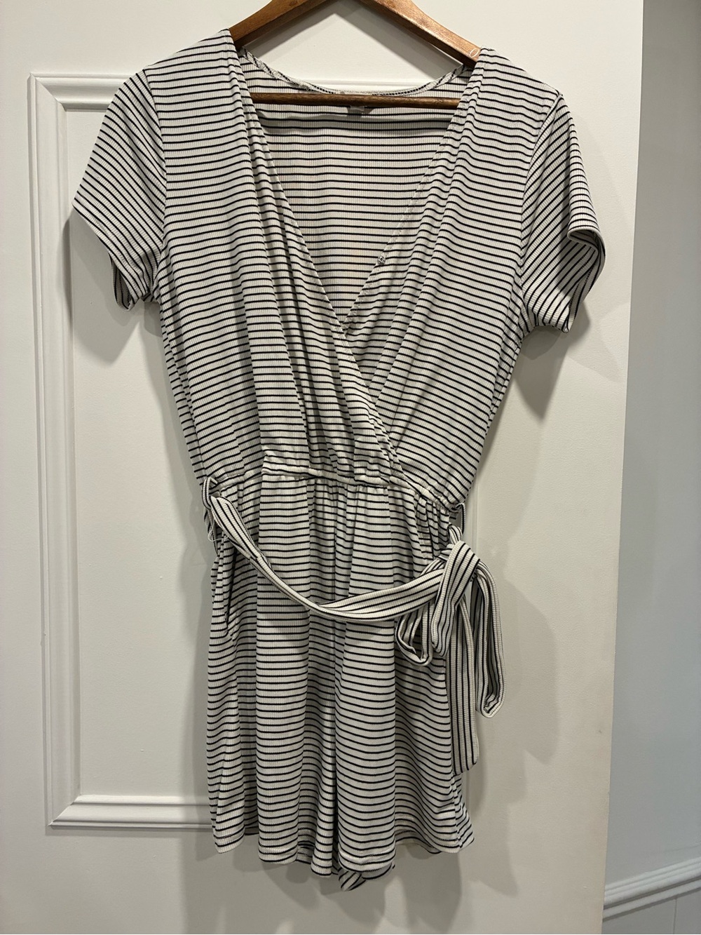 mittoshop Black and White Striped Top